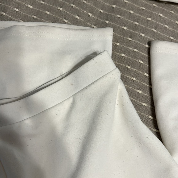 Lulu’s 2 piece one shoulder jumpsuit - Picture 7 of 8